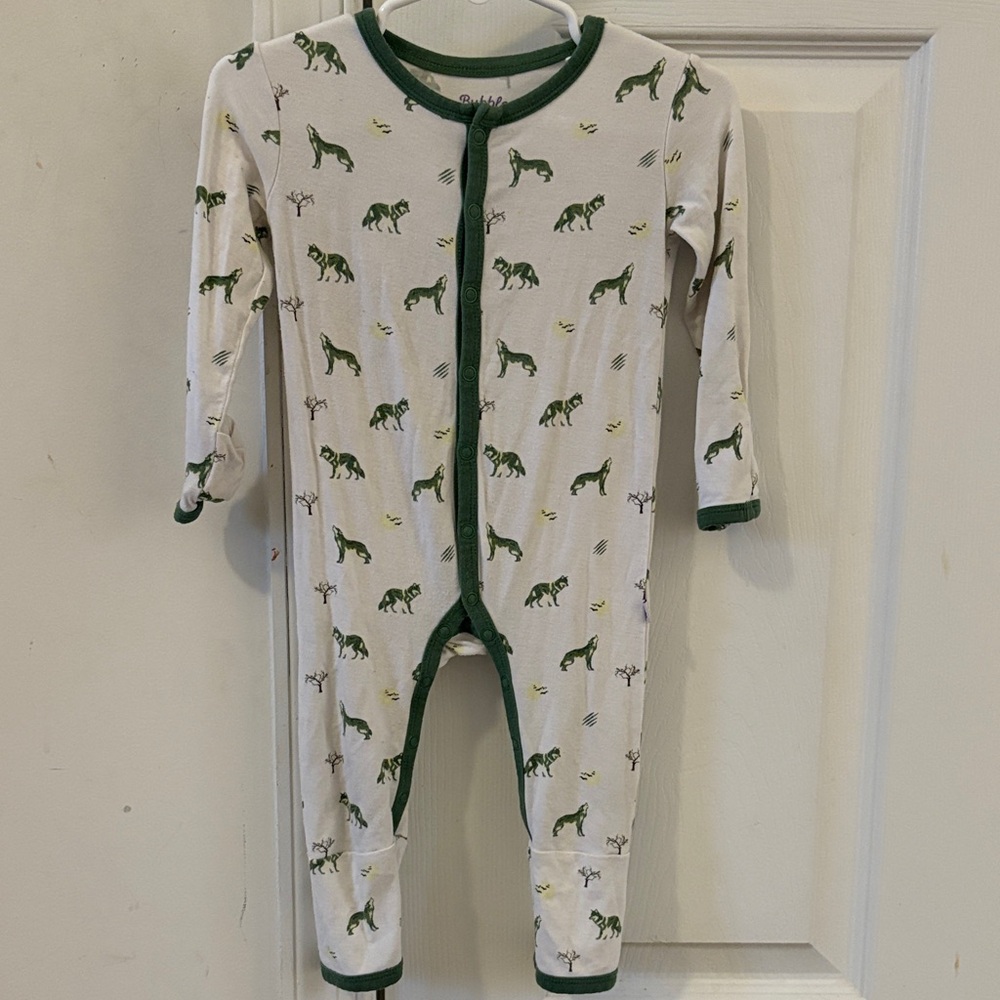 Bubble Baby Bamboo Wolf Snap Sleeper